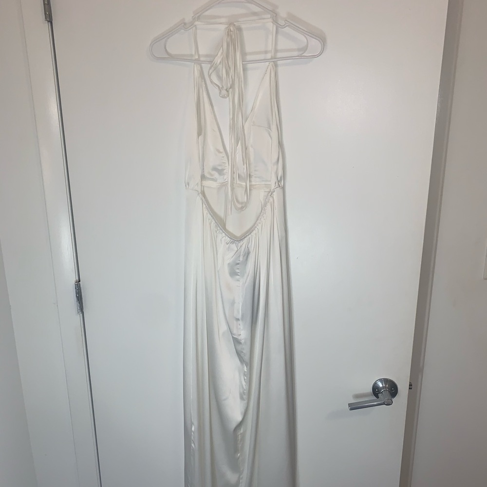 Backless Split Leg Maxi Dress - Picture 6 of 7